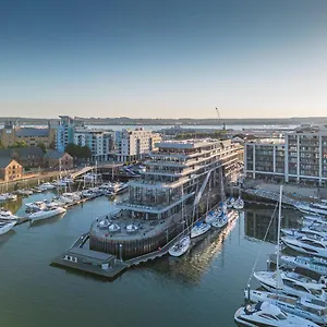 Hotel Harbour &
