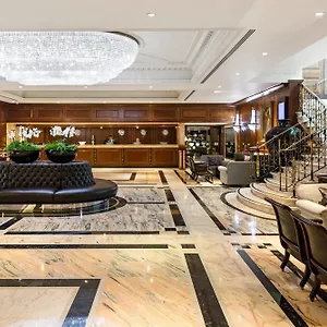 Отель Radisson Blu Hotel, London Heathrow Хитроу